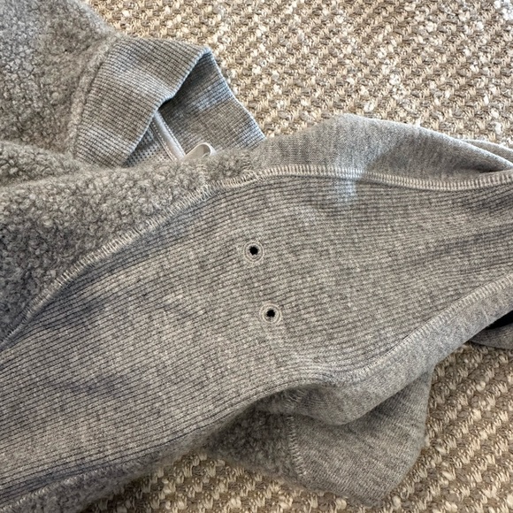 Lululemon fleece jacket - gray - size 8 - Picture 4 of 8